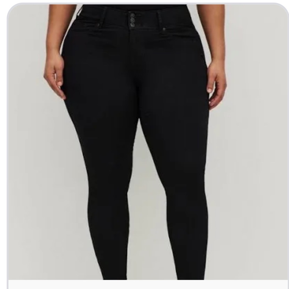 Torrid black super soft jegging